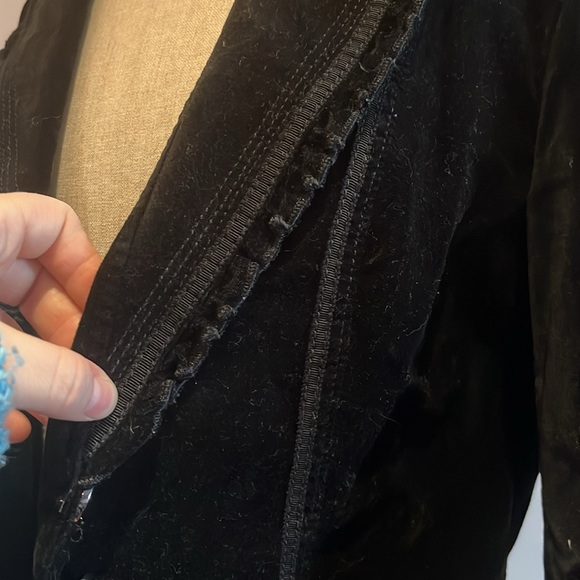 Velvet Jacket 🧥 - Picture 5 of 6
